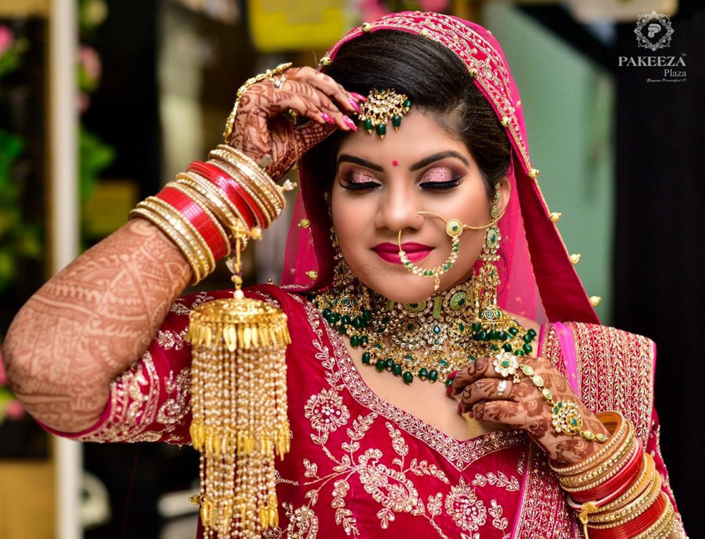 Photo From Meghna's ravishing bridal look. - By Pakeeza Plaza