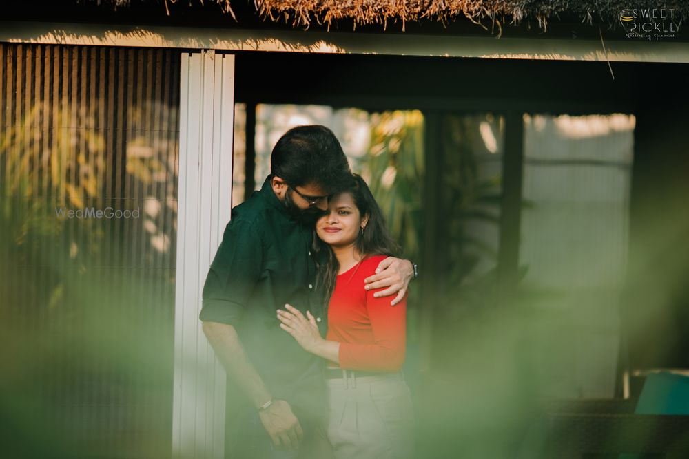 Photo From Ishaa & Sahil Pre-wedding - By Sweet Pickle Pictures