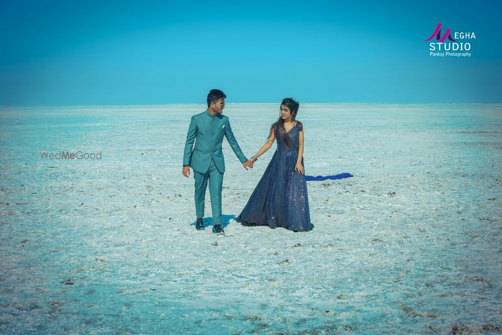 Photo From Pre-Wedding PhotoShoot - By Megha Studio