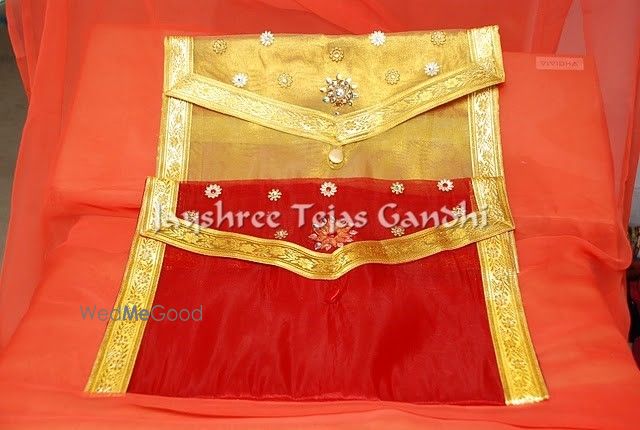 Photo From Saree Bags - By Jayshree Tejas Gandhi