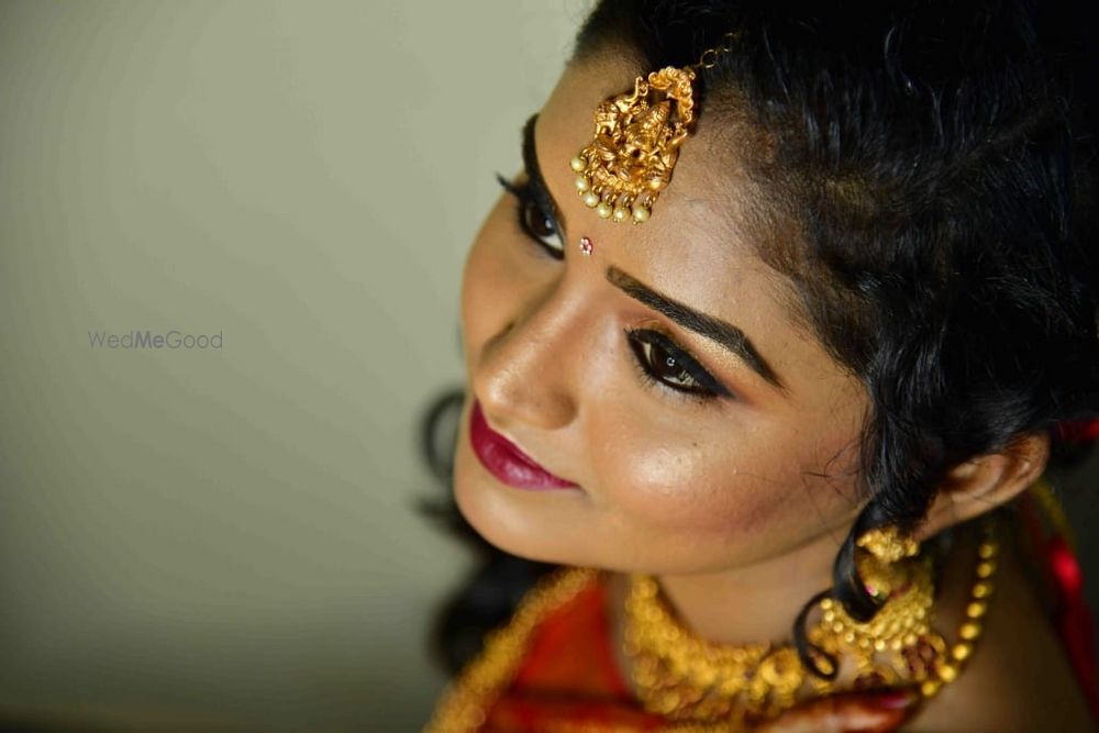 Photo From Lovely Bride-1 - By Makeup by Pavithra