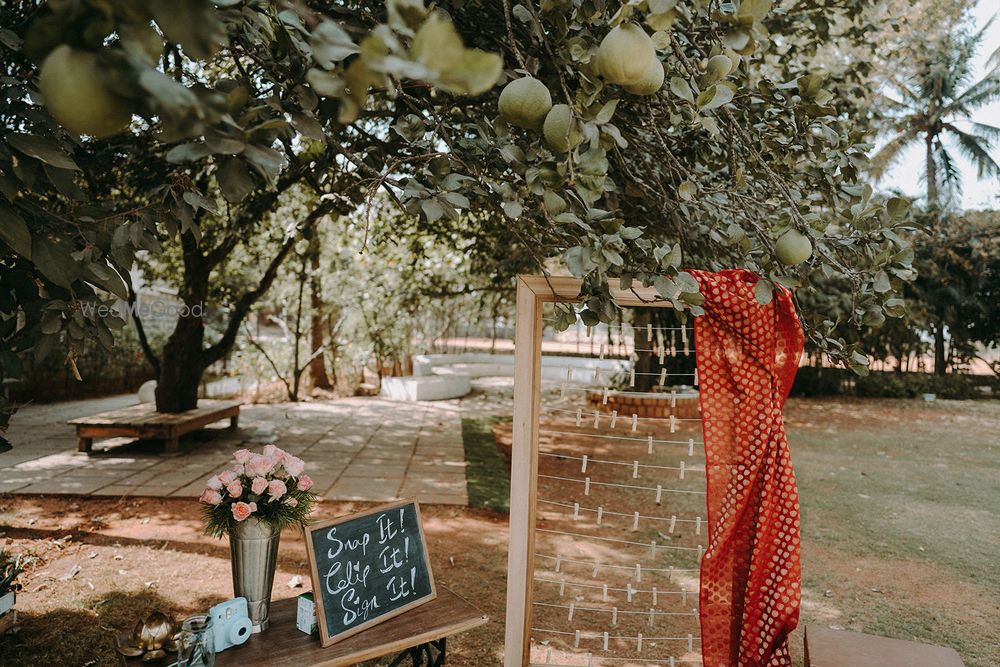 Photo of simple mehendi decor idea for outdoor event at home