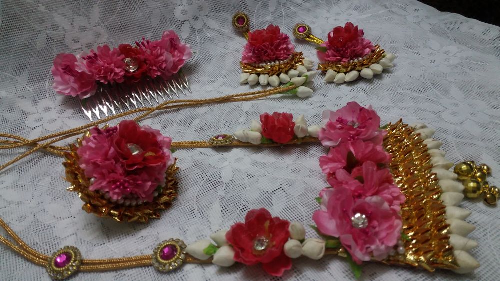 Photo From floral jewellery - By Barkaat Atelier