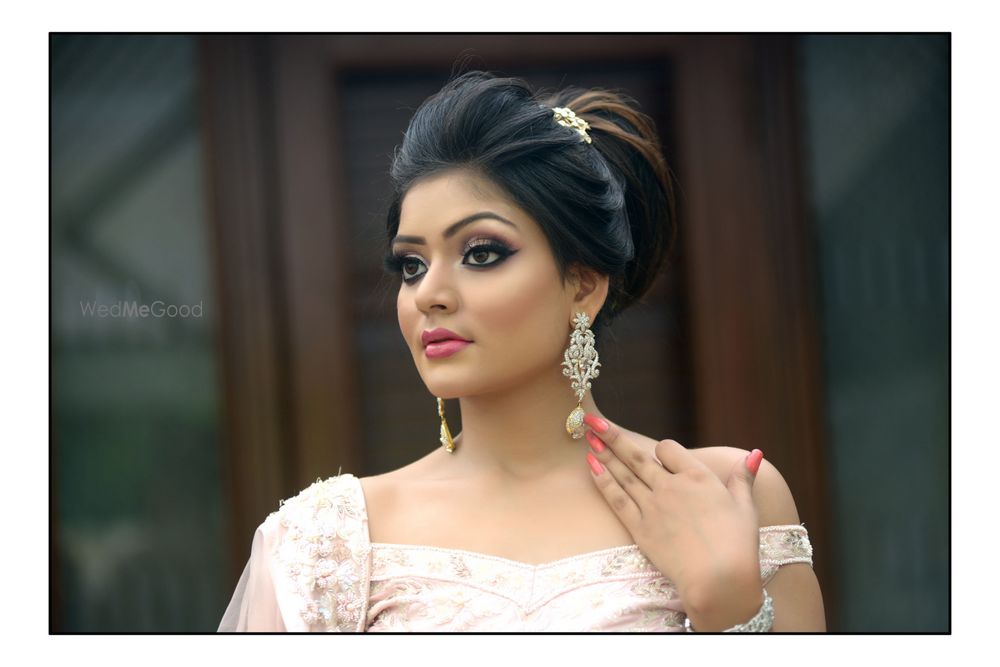 Photo From photoshoot - By Falguni Shah Makeup