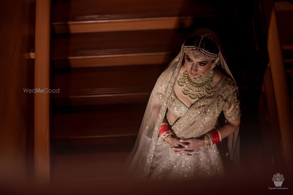 Photo of A shimmery gold bridal lehenga