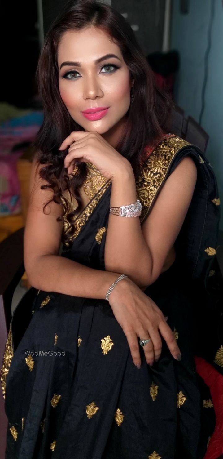 Photo From PARTY MAKEUPS - By Makeup by Moblina