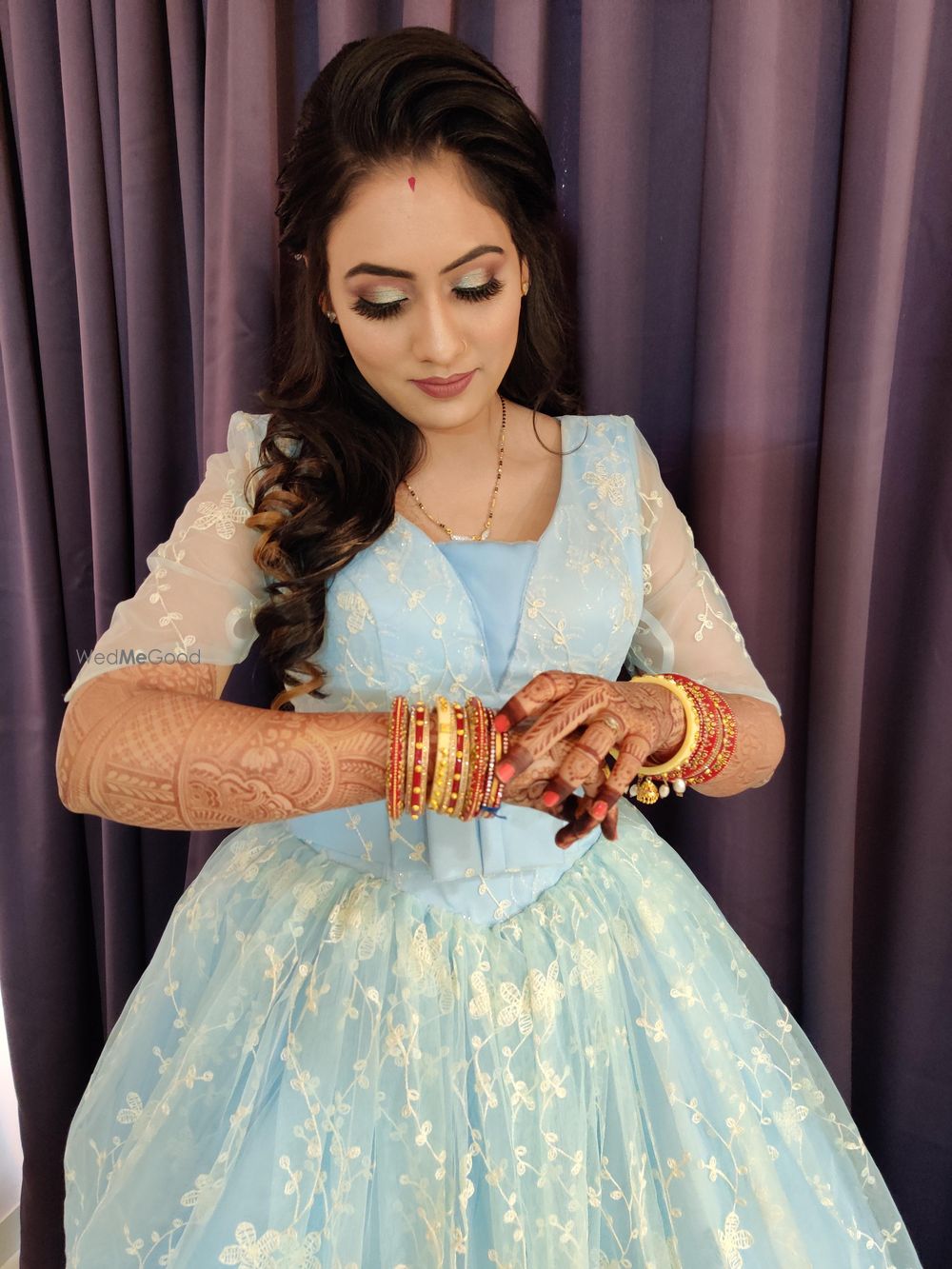 Photo From Reception Brides - By Makeovers by Khushboo Dhamecha