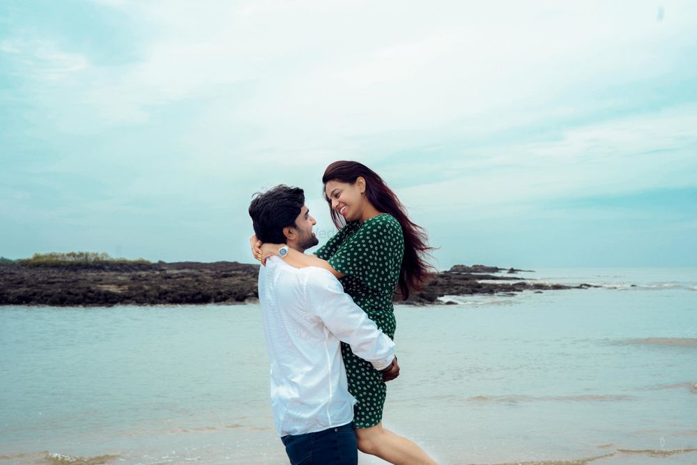 Photo From Deepa + Relesh - Pre wedding Shoot - By Peacock Productionz
