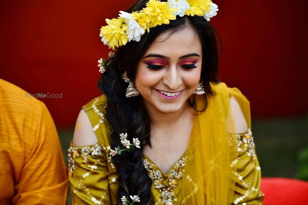 Photo From Destination Wedding(Bride juhi) - By Makeovers By Saanvi