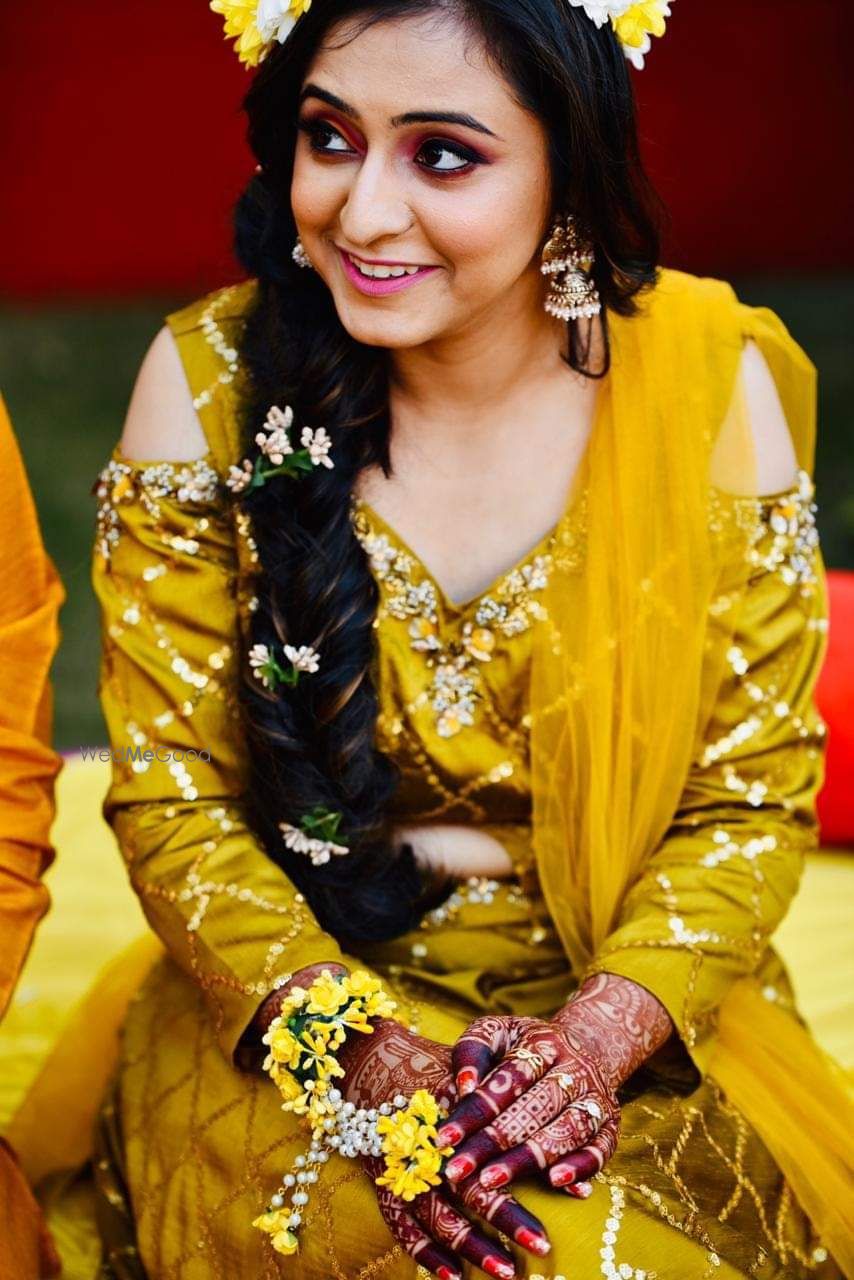 Photo From Destination Wedding(Bride juhi) - By Makeovers By Saanvi