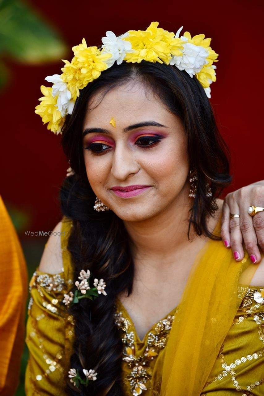 Photo From Destination Wedding(Bride juhi) - By Makeovers By Saanvi