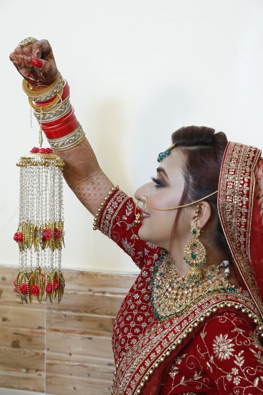 Photo From tanu  wedding  - By Makeovers by Meenu Jain