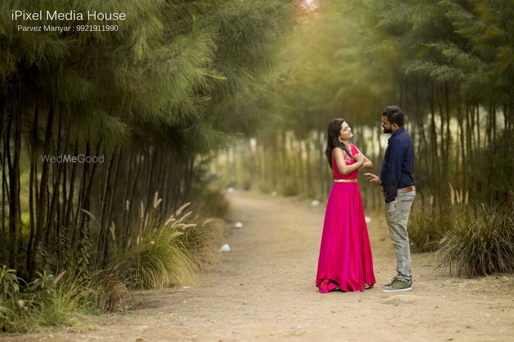 Photo From Swapnaja & Pratik PreWedding - By I Pixel Media House