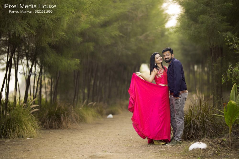 Photo From Swapnaja & Pratik PreWedding - By I Pixel Media House