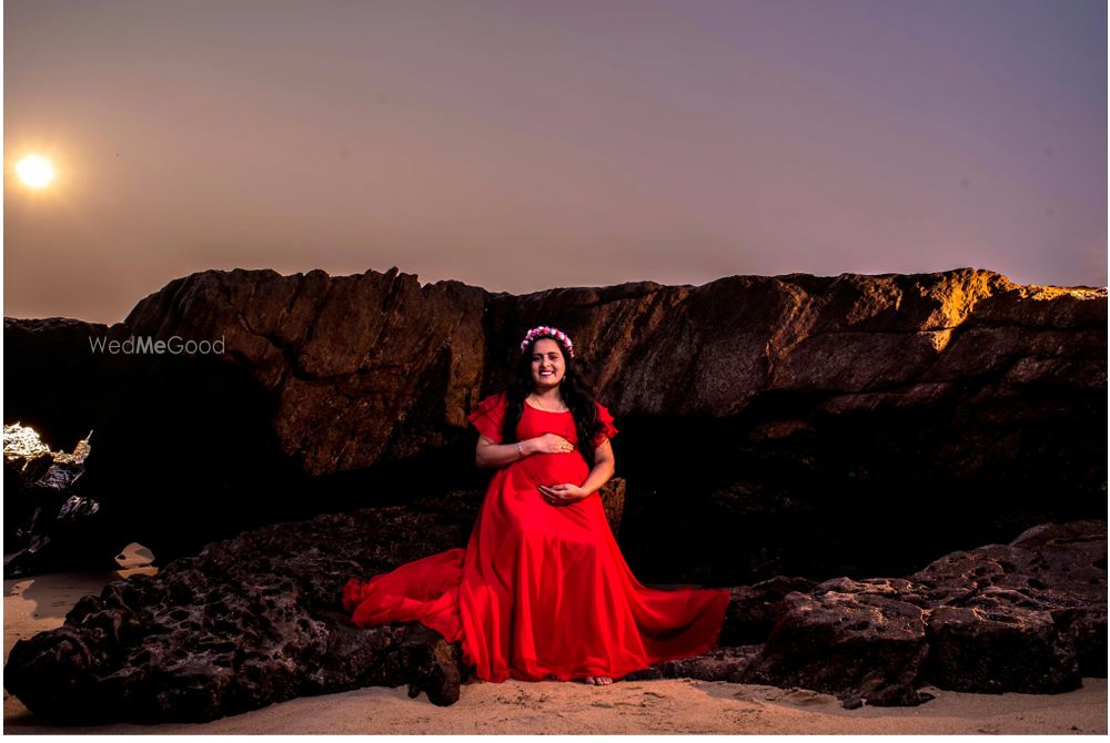 Photo From Maternity - By Arni Photography