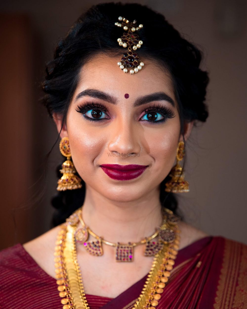 Photo of South Indian bridal makeup.