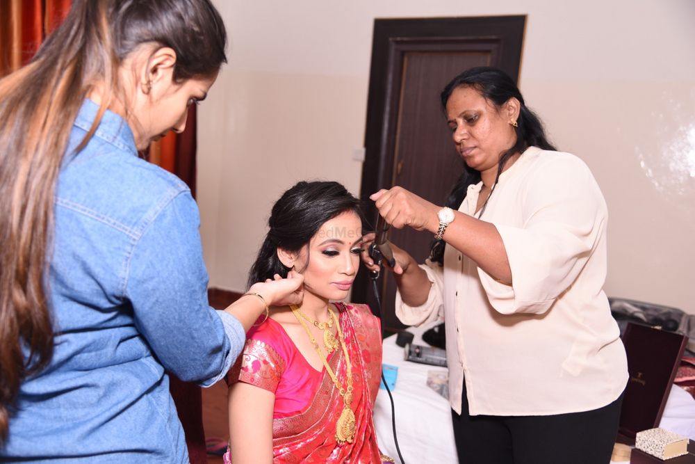 Photo From Bride Garima - By Makeup By Sameena