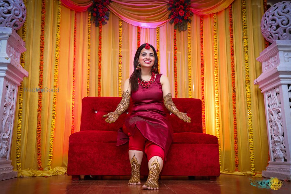 Photo From Mendhi Shoot - By Snapwave Production