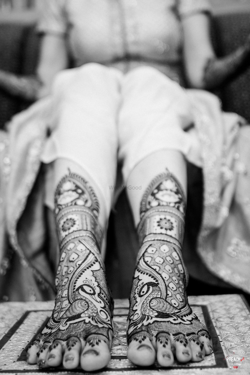 Photo of Peacock Design Mehendi on Feet