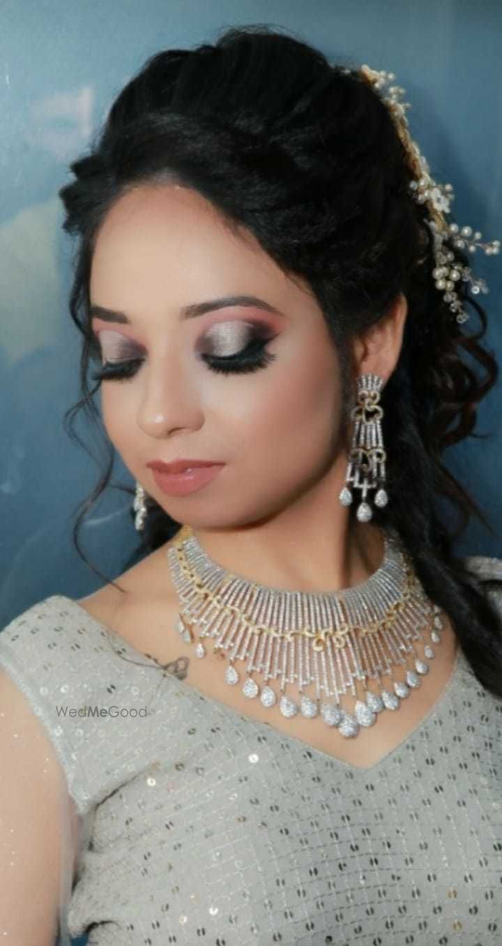 Photo From Engagement Bride - By Venisiya Hair n Beauty Care