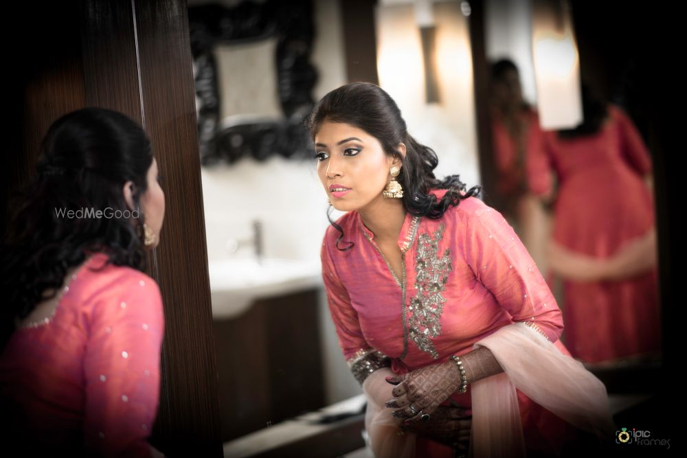 Photo From Khushboo & Praveen Engagement ~ Lucknow - By iPic Frames