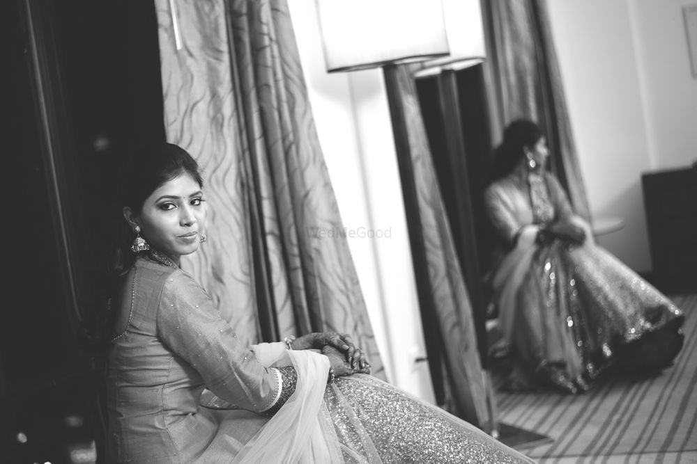 Photo From Khushboo & Praveen Engagement ~ Lucknow - By iPic Frames