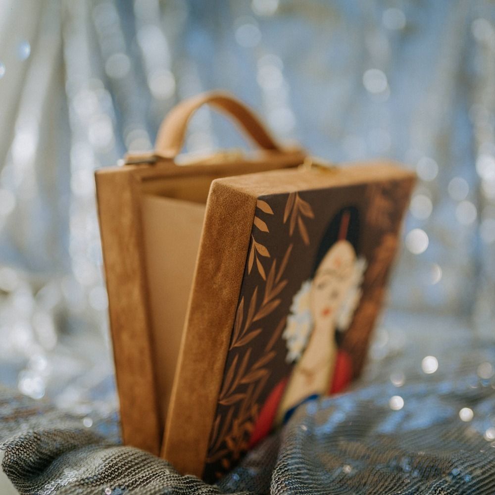 Photo From Printed Clutch - By Glitterzz Creatio