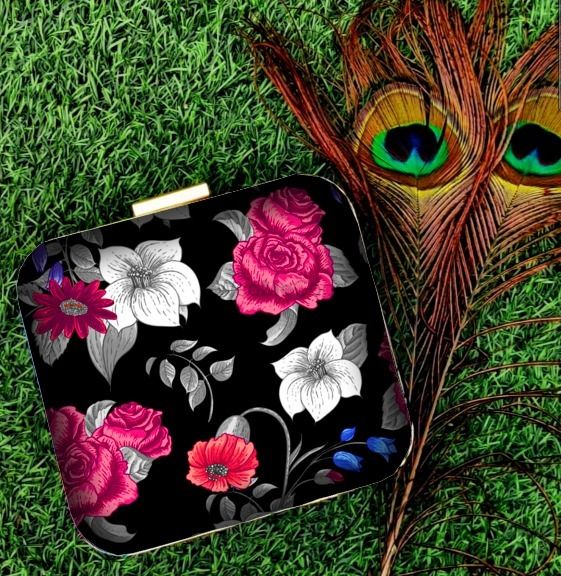 Photo From Printed Clutch - By Glitterzz Creatio