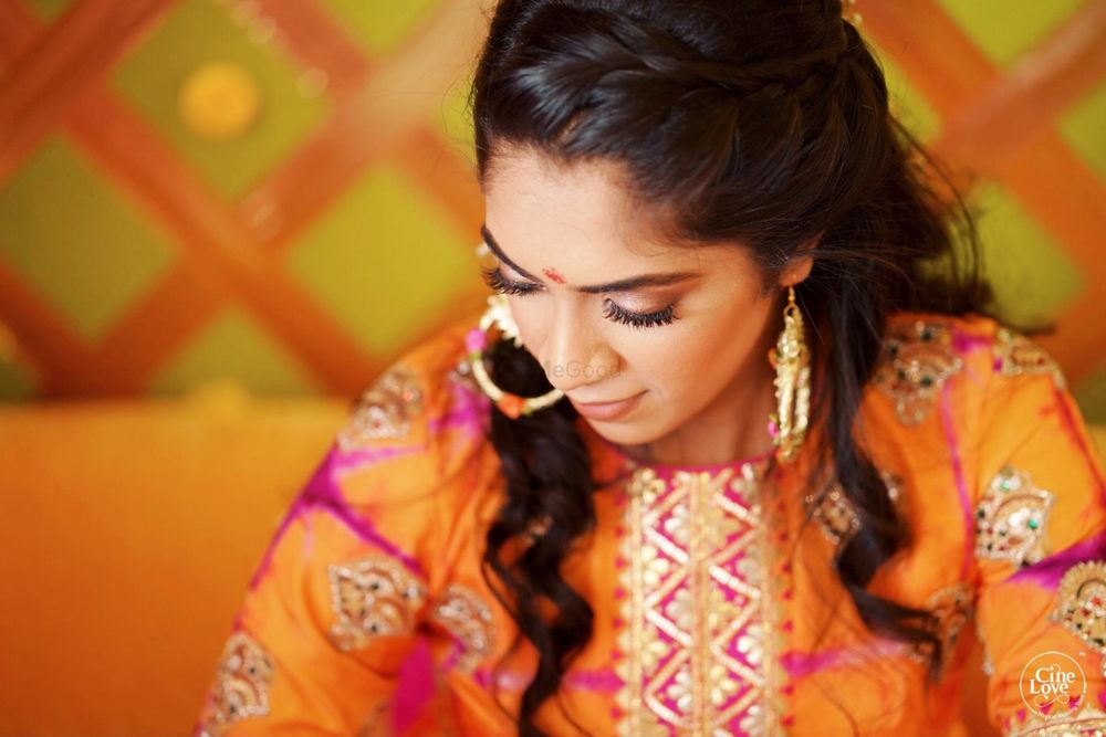 Photo From Mehendi Makeup  - By Makeup by Reva 