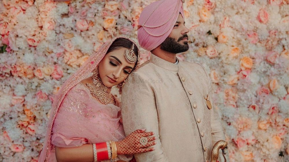 Photo of Sikh wedding couple shot