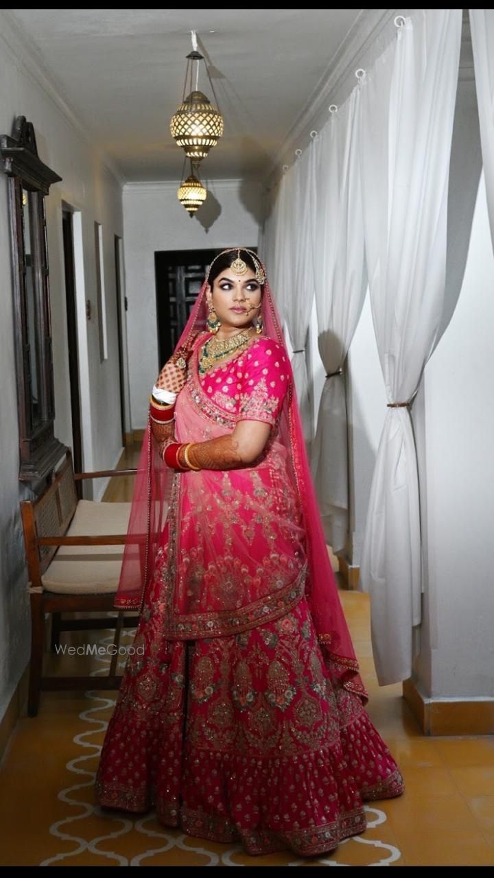 Photo From Bride in Pink - Sakshi  - By The Top Knot Salon