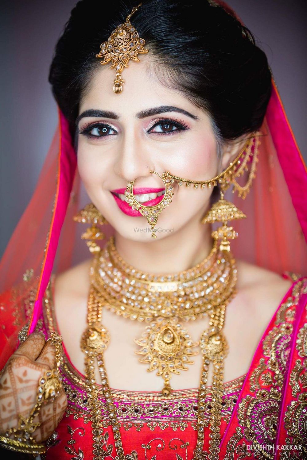 Photo of Bride with Antique Gold Bridal Jewellery
