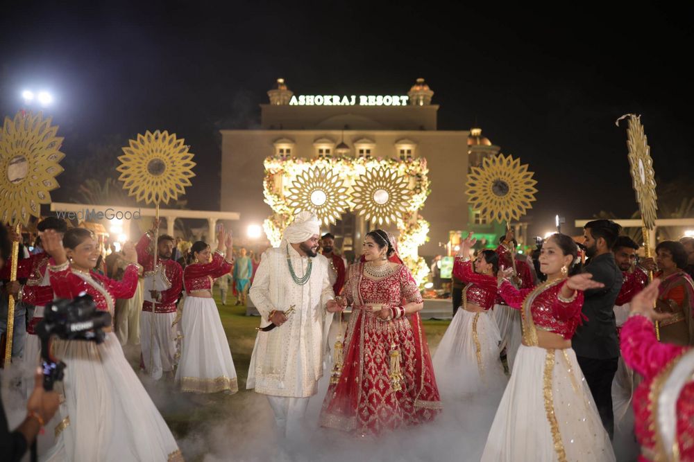 Photo From Special Bride / Groom Entry - By Milaap Weddings