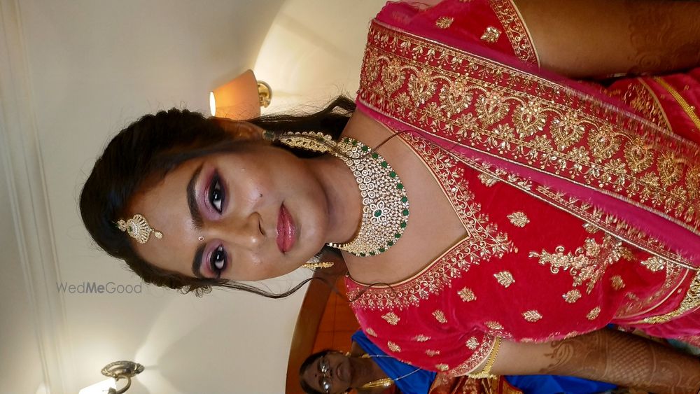 Photo From RECEPTION MAKEUP - HIGH DEFINITION - By Artistry by Charanyaa Murali