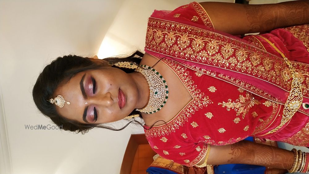 Photo From RECEPTION MAKEUP - HIGH DEFINITION - By Artistry by Charanyaa Murali