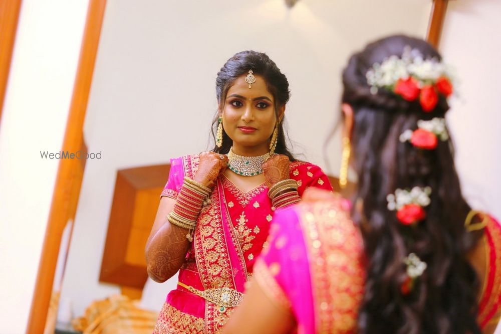 Photo From RECEPTION MAKEUP - HIGH DEFINITION - By Artistry by Charanyaa Murali