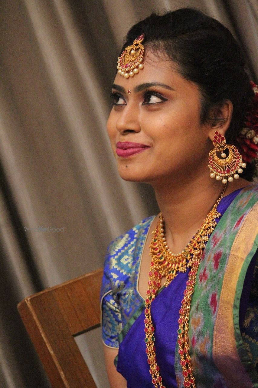 Photo From NICHAYATHARTHAM / RING CEREMONY MAKEUP - By Artistry by Charanyaa Murali