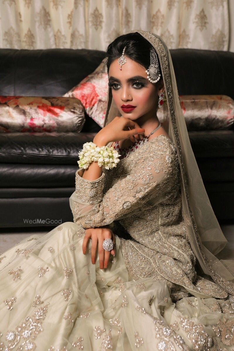 Photo From pakistani bridal makeup - By Juhi Ahuja Makeup Artist 