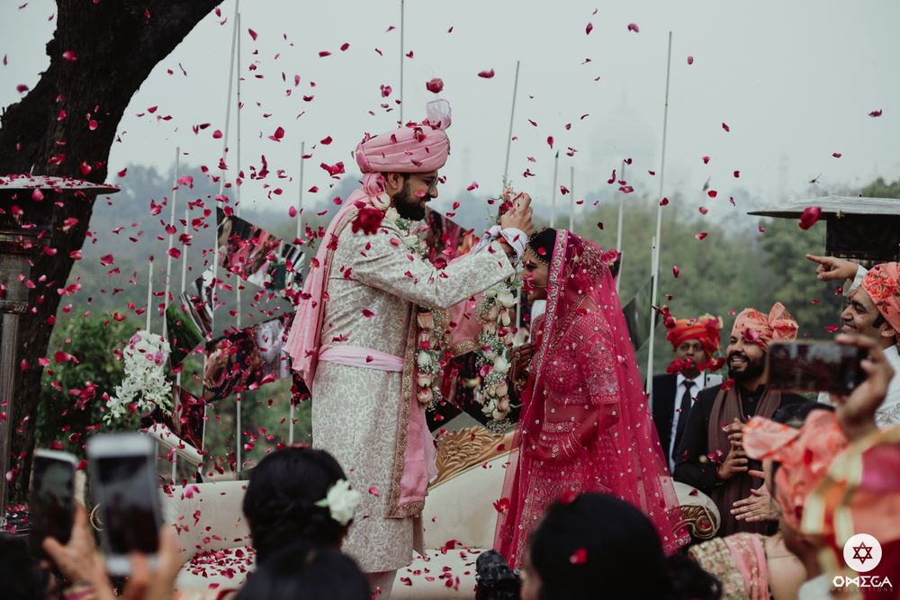 Photo From wedding story is about a Doctor (Ayush) and an Architect (Shweta) falling for each other. - By Sumaaroh