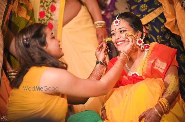 Photo From Rashmi Weds Satyasambit~ Wedding - By Roy Photography