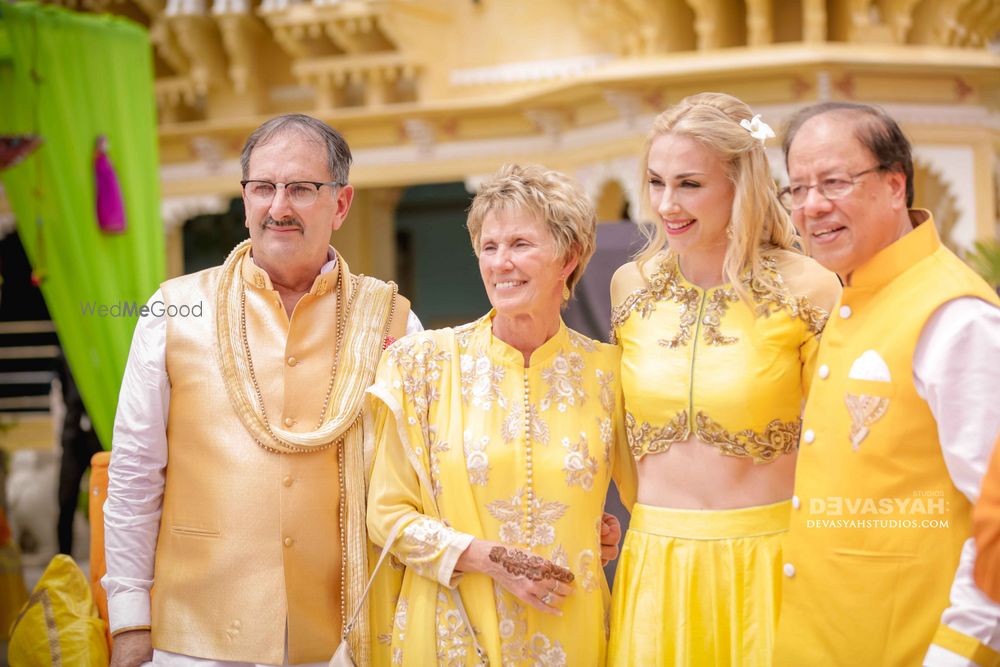 Photo From Ashley & Rikki's mehandi ceremony - By Devasyah Studios