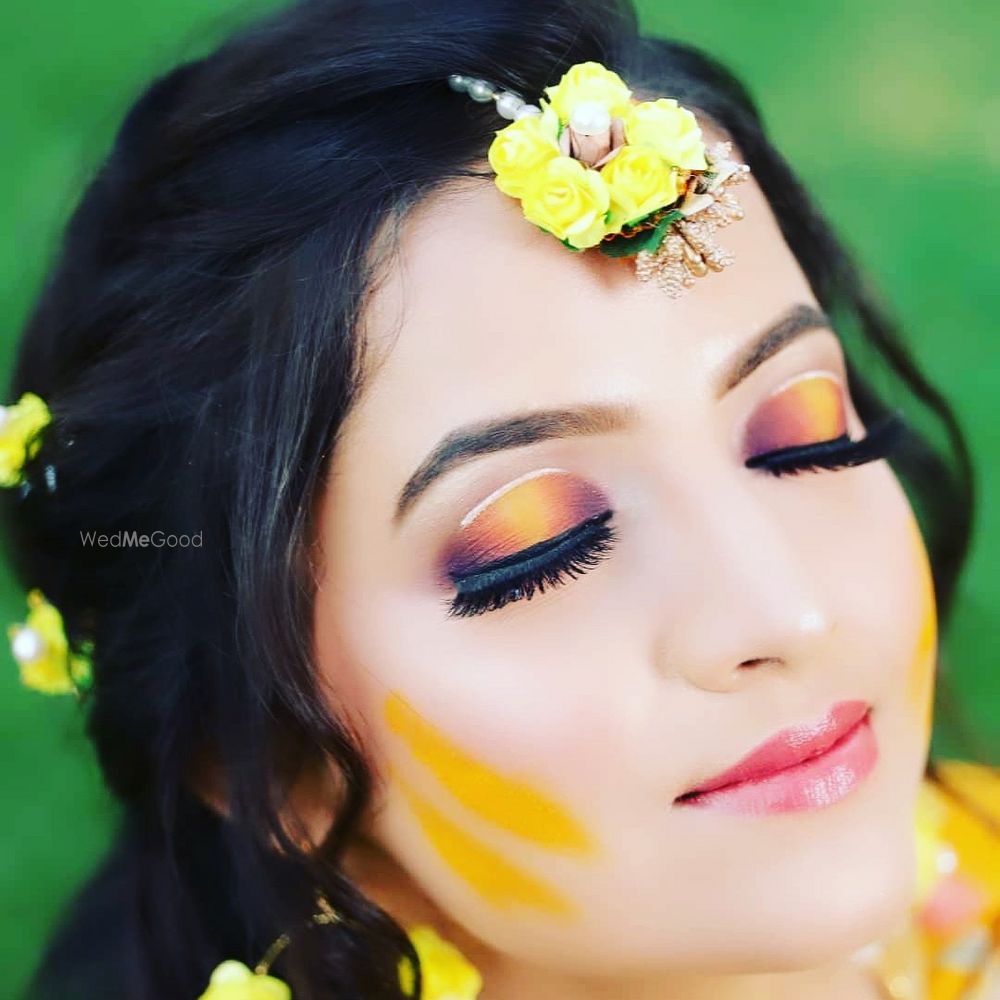 Photo From Haldi Mehndi Look Makeup - By Makeup Artistry By Sonam