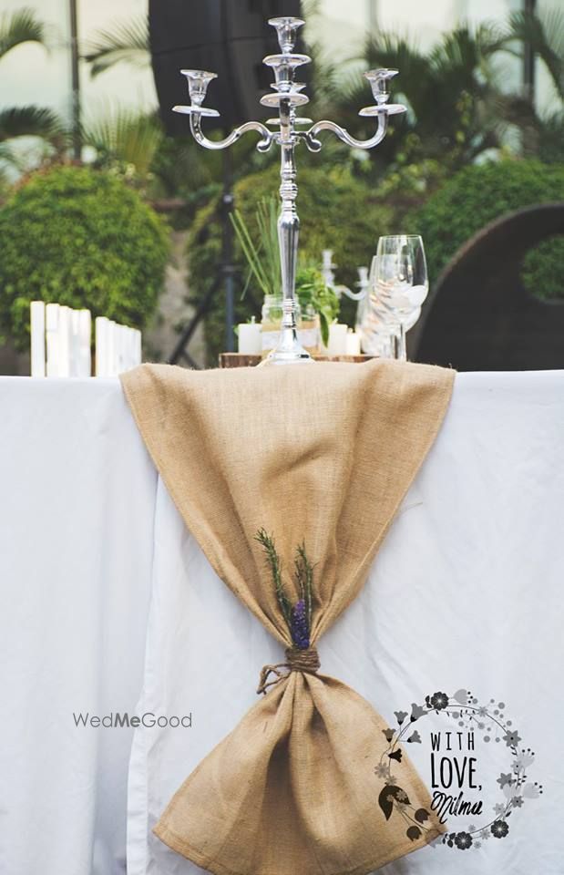 Photo of jute table runner