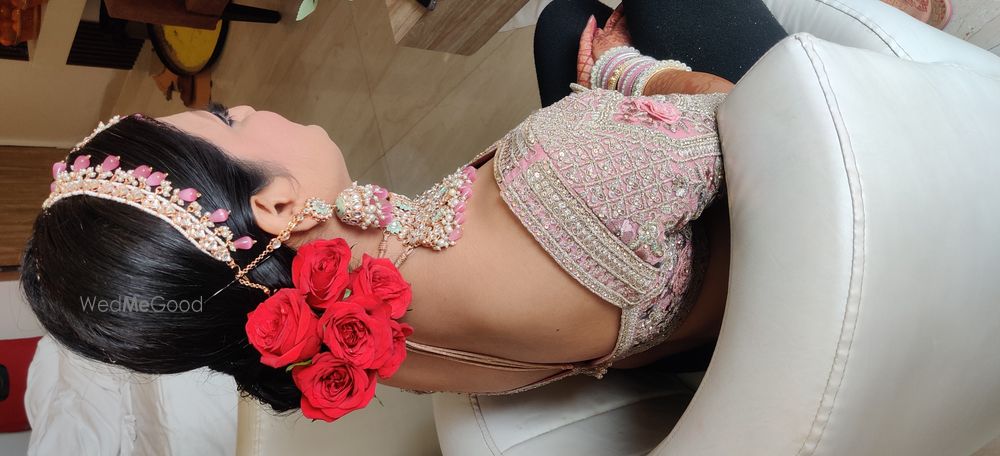 Photo From Hair Gloss - By Deepa Makeovers