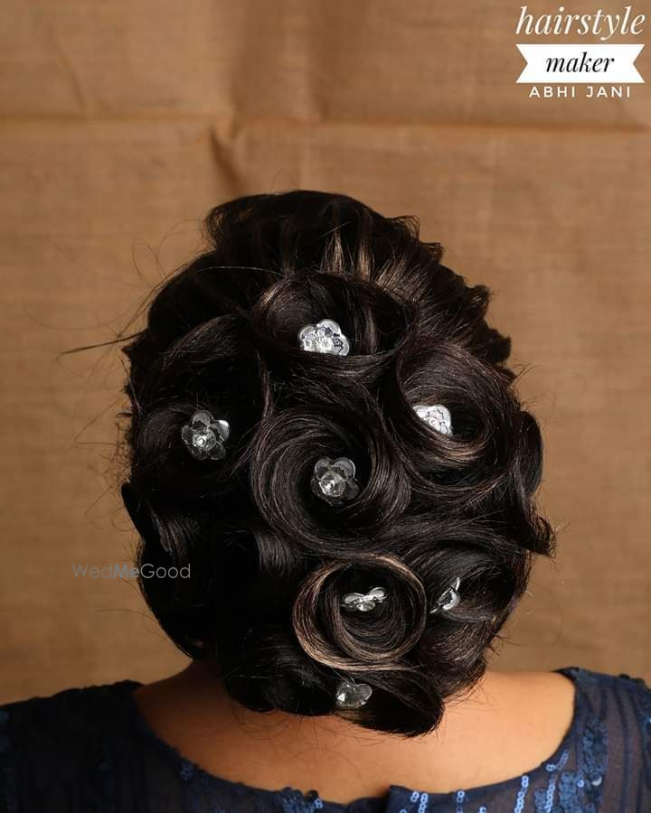 Photo From Bridal Hairstyles - By Makeup Vibes By Taiyeebah