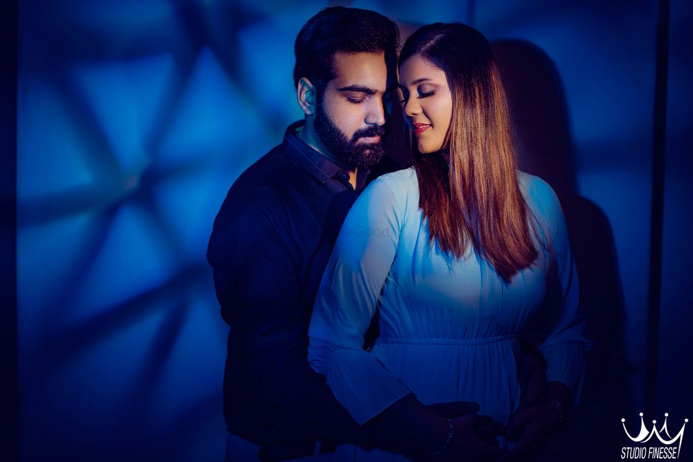 Photo From Shruti + Pranshu | Intimate pre wed sesh - By Studio Finesse