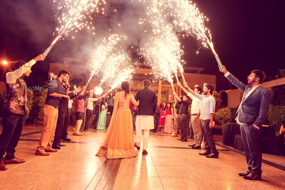 Photo From Engagement- Couple shoot - By Filmy Shaadi