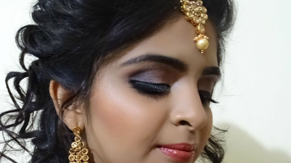 Smita Hair & Makeup Artist