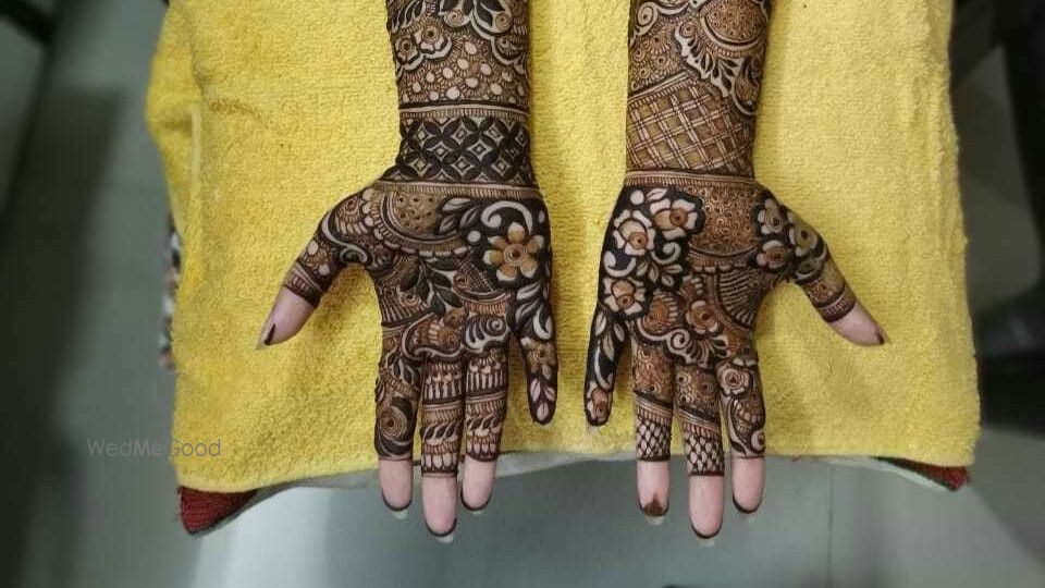 Farhin Mehendi Artist