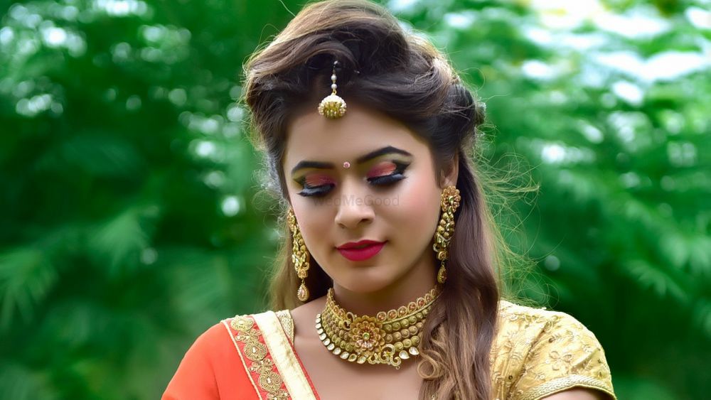 Pooja Upganlawar -Pattiwar Makeup Artist